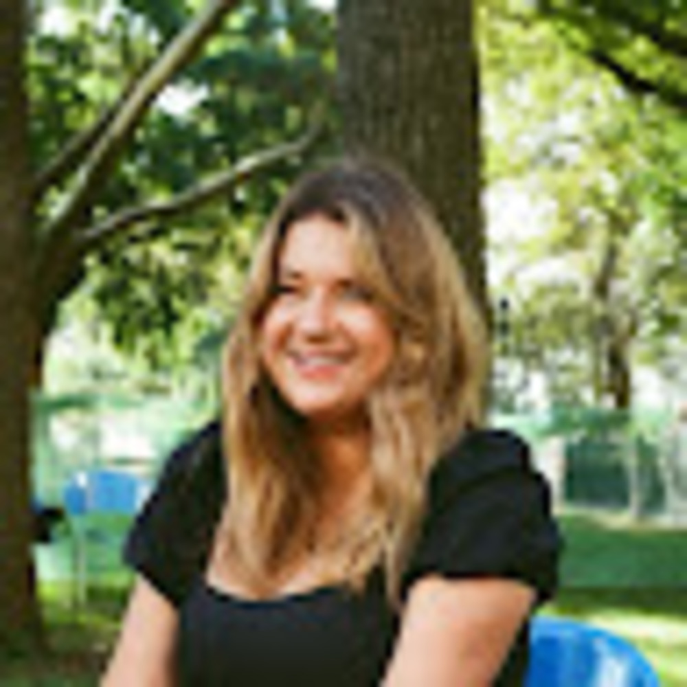 Meet your Posher, Claire